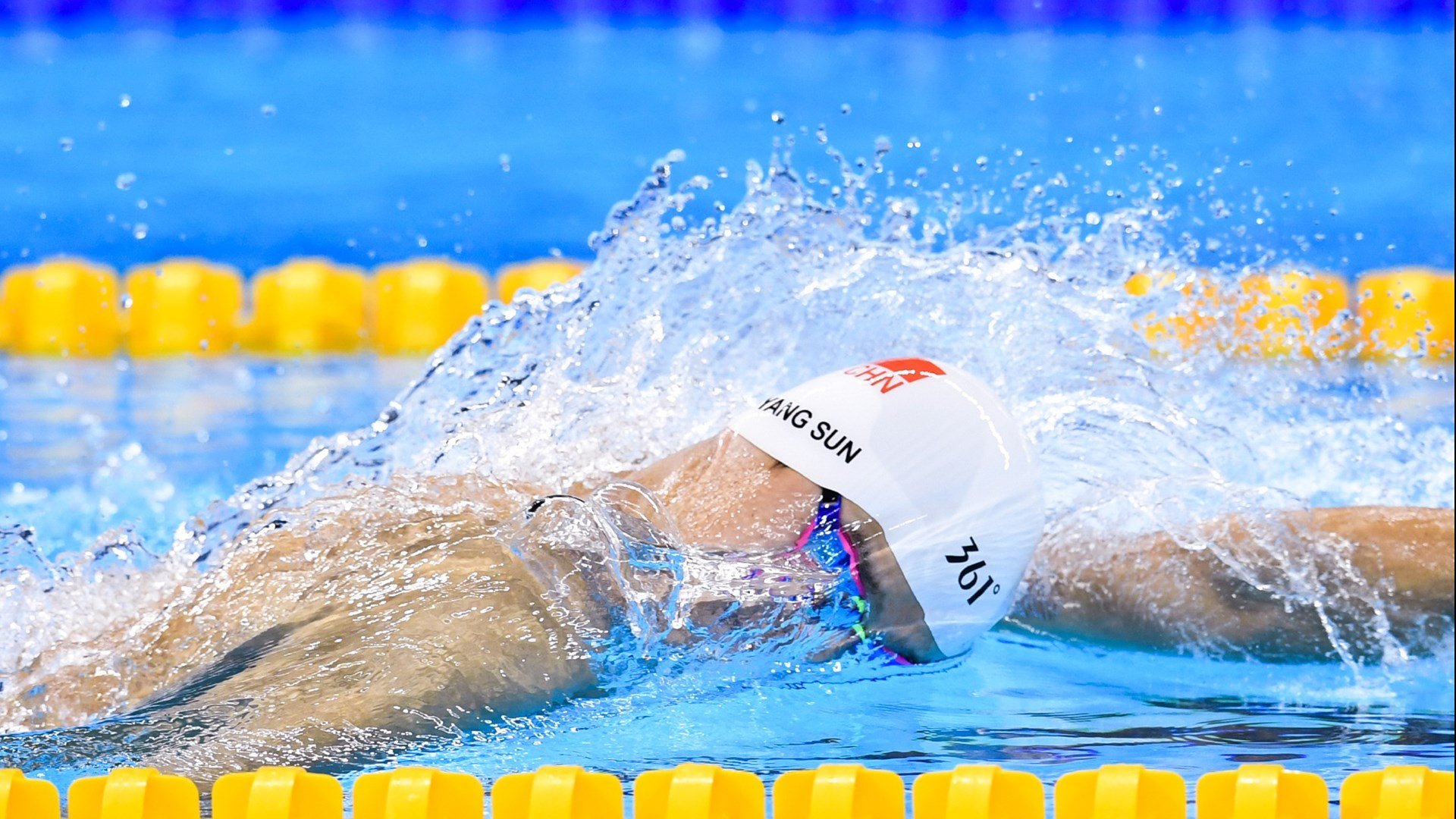 巴尔：凭借冷静的心态和精准的技术，他帮助全黑队在场上占据优势